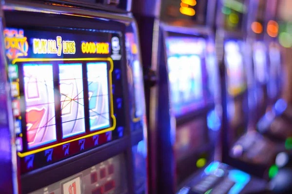 dewatogel gacor mobile app interface showing sportsbook and live-dealer options